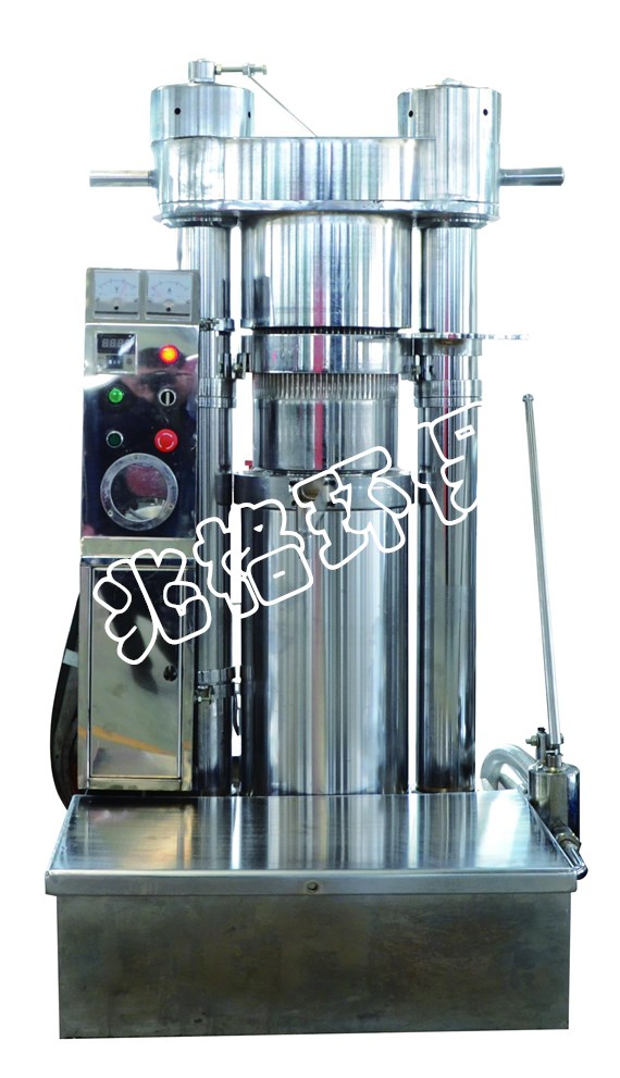 兆格环保6YY液压榨油机在压榨核桃方面的操作工艺